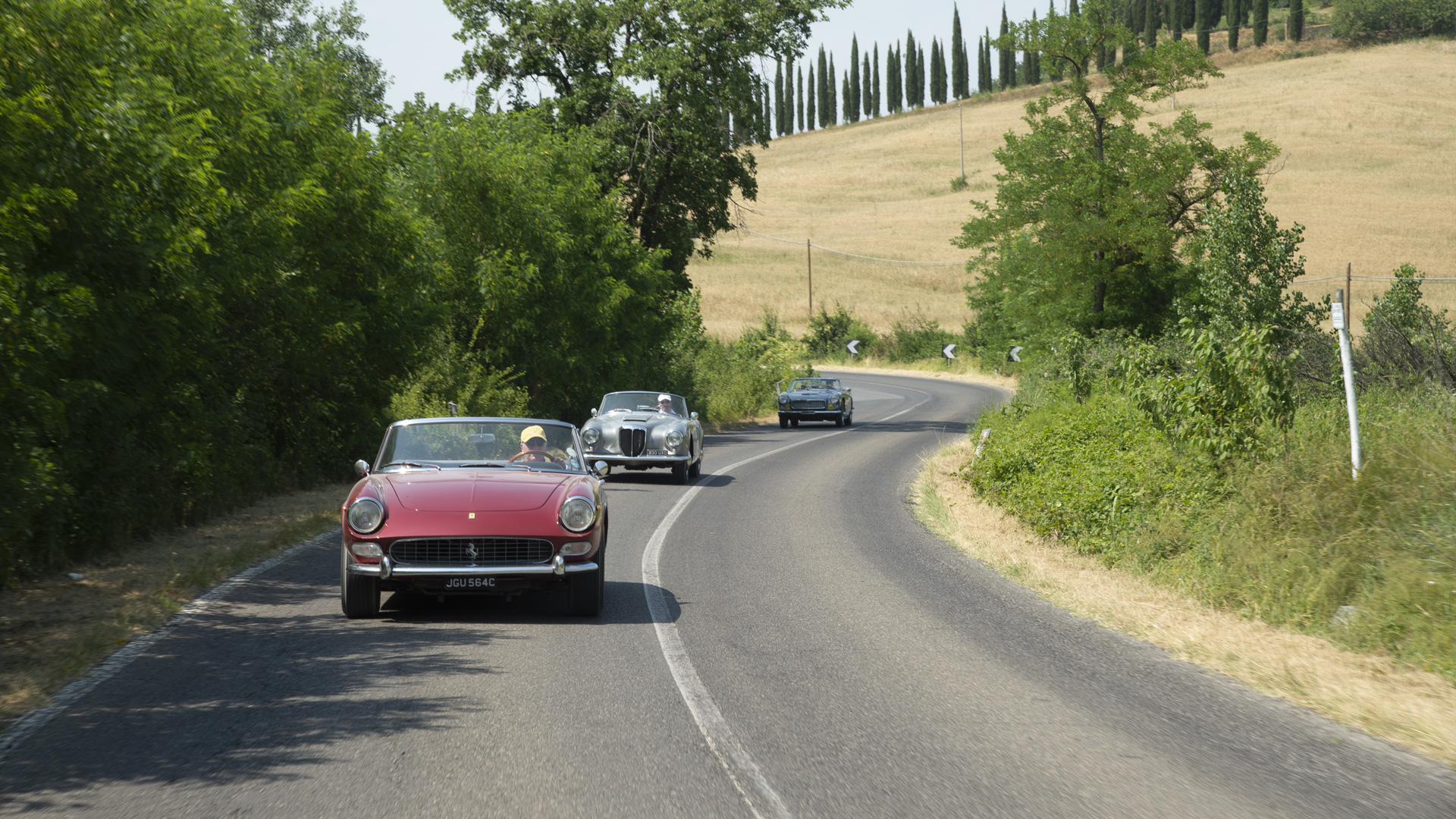 We are always seeking<br> outstanding classic Sports and Race cars